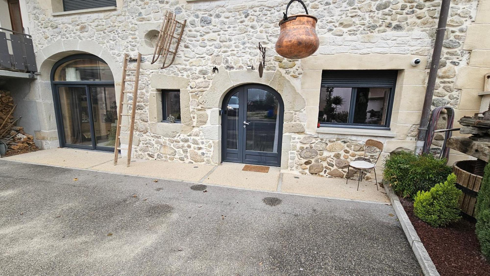 Spa Dans Les Alpes Desingy Buitenkant foto